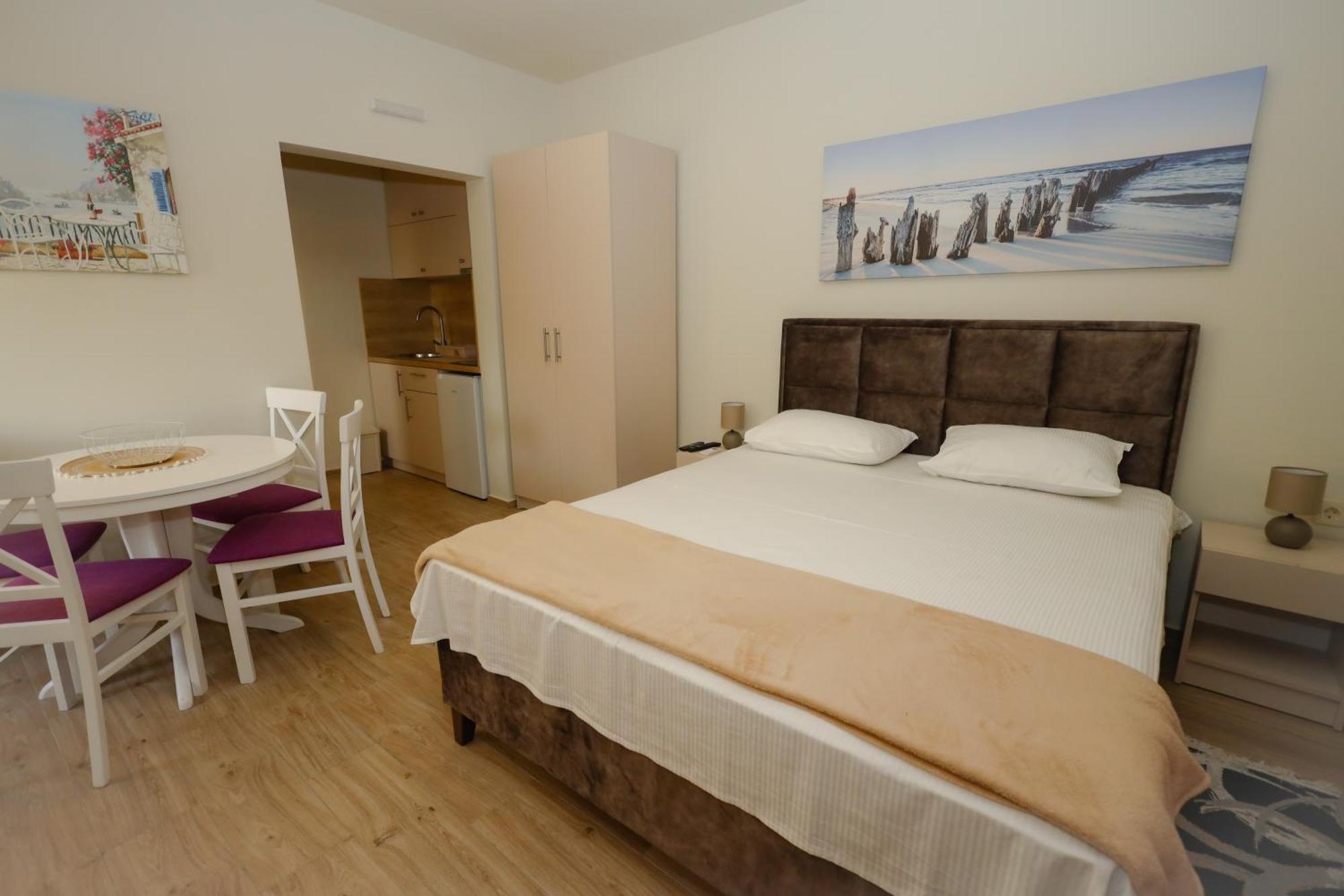 Apartments Milanovic แฮร์เซ็ก-โนวี ภายนอก รูปภาพ