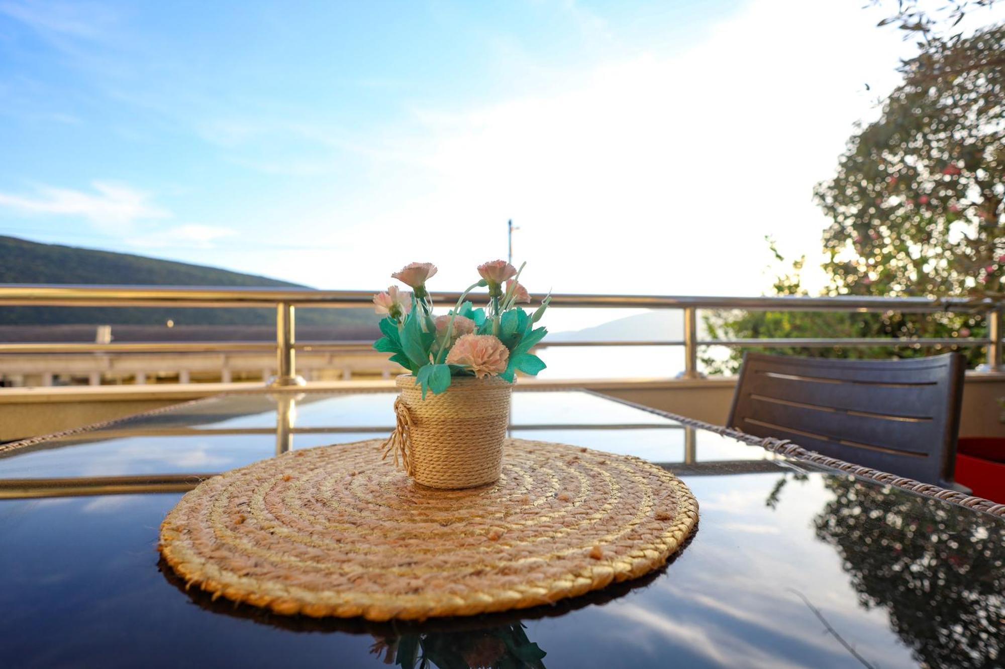 Apartments Milanovic แฮร์เซ็ก-โนวี ภายนอก รูปภาพ