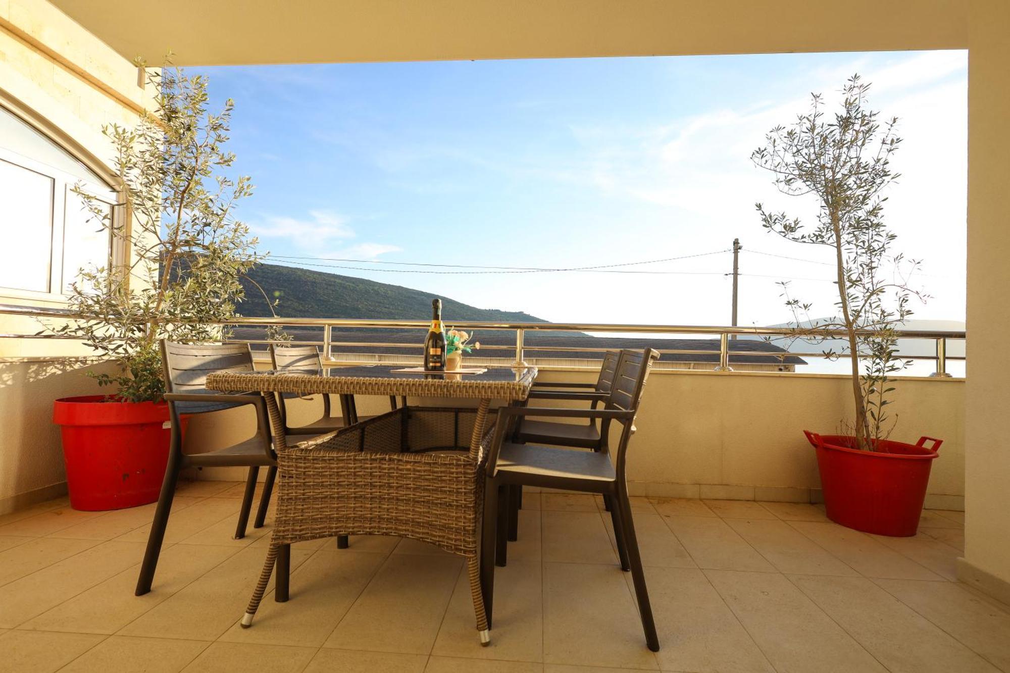Apartments Milanovic แฮร์เซ็ก-โนวี ภายนอก รูปภาพ